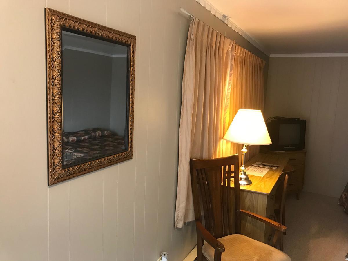 Kincardinite Motel Ripley Dış mekan fotoğraf
