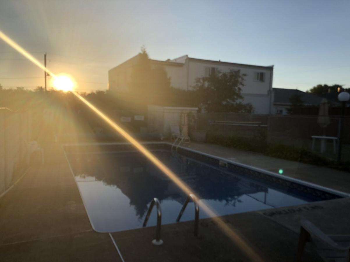 Kincardinite Motel Ripley Dış mekan fotoğraf